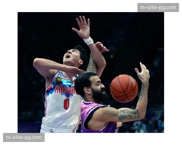 浙江61-59新疆演绎防守博弈 无限换防体系成战术标杆 浙江61-59新疆演绎防守博弈 无限换防体系成战术标杆